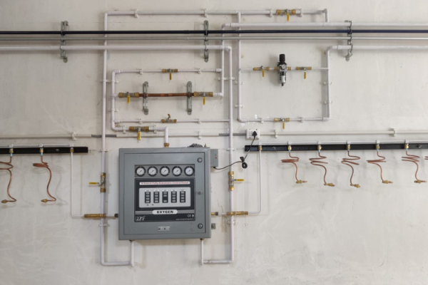 via meditech Oxygen manifolds